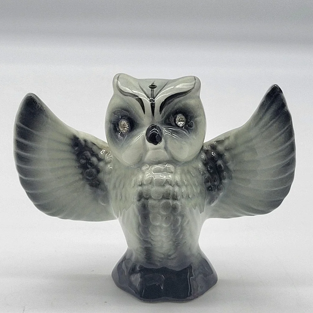 Vintage Enesco Japan MCM Owl Salt Pepper Shakers Gray Black Rhinestone Eyes